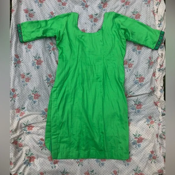 Bohemian Embroidered Sequin Floral Tunic Dress Beach Cover - Picture 2 of 15